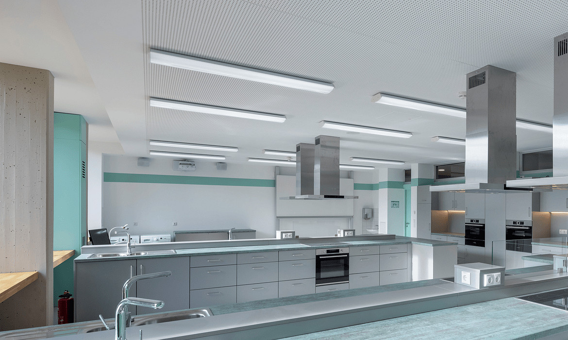 Wet room luminaires