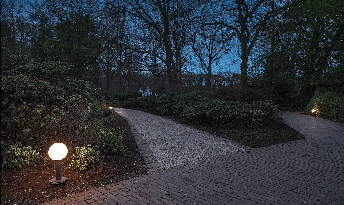 SLV Outdoor Floorlamp GLOO PURE 44 Pole, E27, IP44 IK04, shade Ø 20cm, height 44cm, anthracite SLV Outdoor Floorlamp GLOO PURE 44 Pole, E27, IP44 IK04, shade Ø 20cm, height 44cm, anthracite