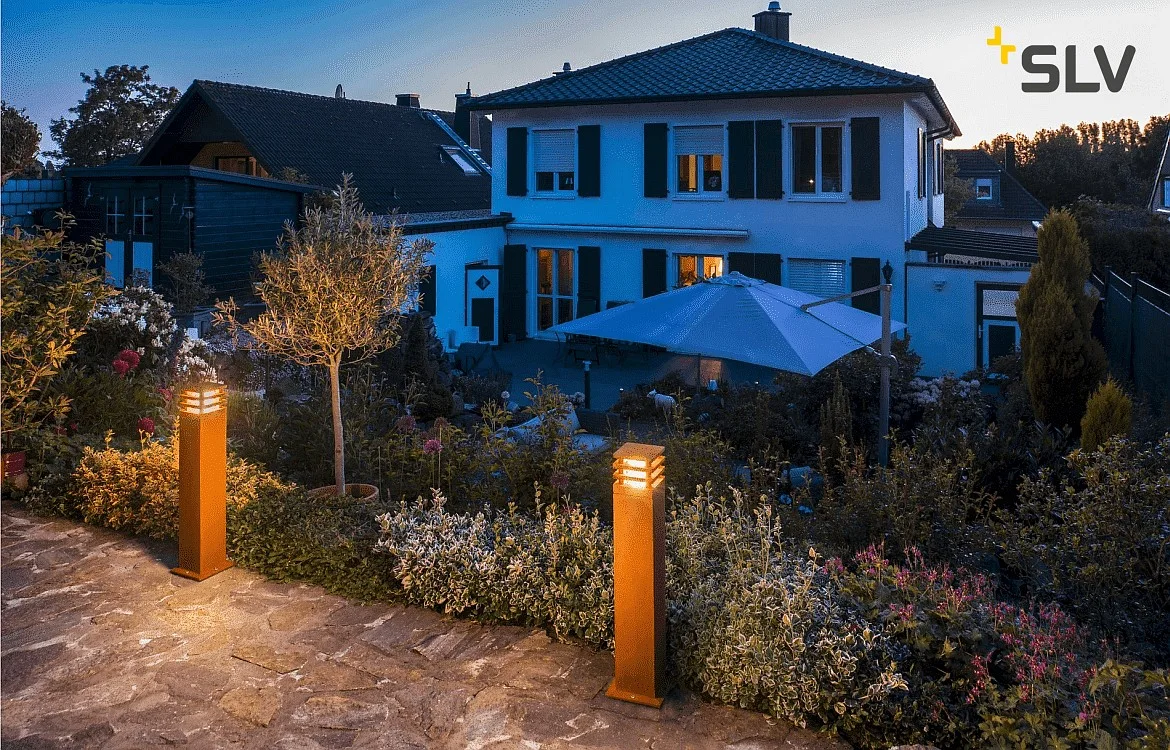 SLV LED Outdoor Floorlamp RUSTY SQUARE 70, IP55, 71 x 12 x 12cm, 8.6W 3000K 90lm, FeCSi steel rust color SLV LED Outdoor Floorlamp RUSTY SQUARE 70, IP55, 71 x 12 x 12cm, 8.6W 3000K 90lm, FeCSi steel rust color