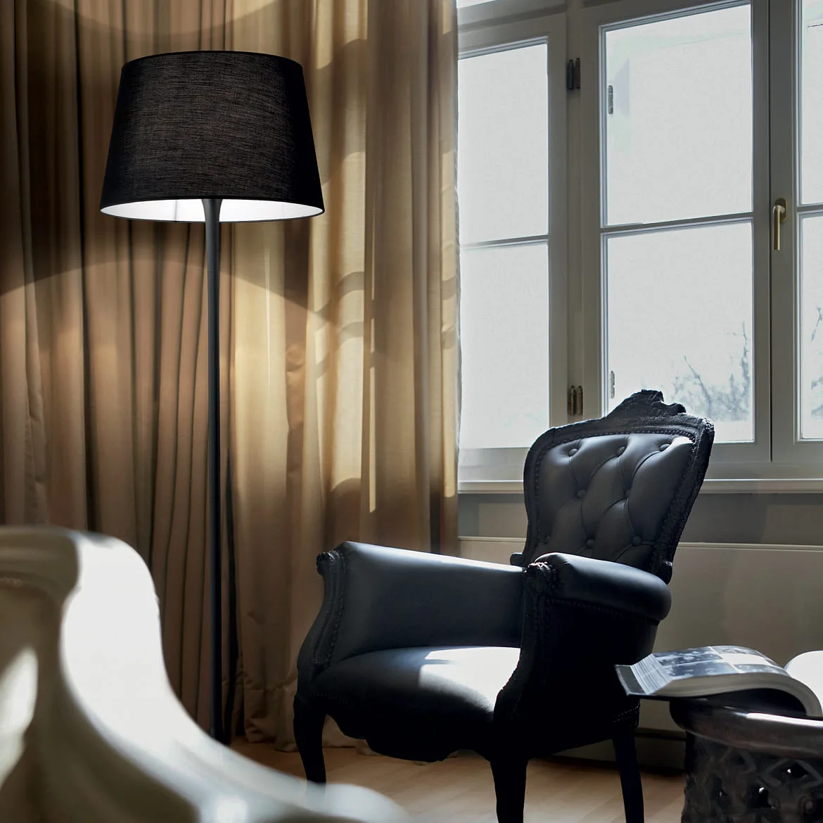 Ideal Lux Floor lamp LONDON PT1, E27, black Ideal Lux Floor lamp LONDON PT1, E27, black